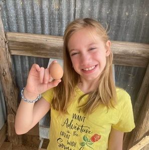 Meet your Posher, Sharon